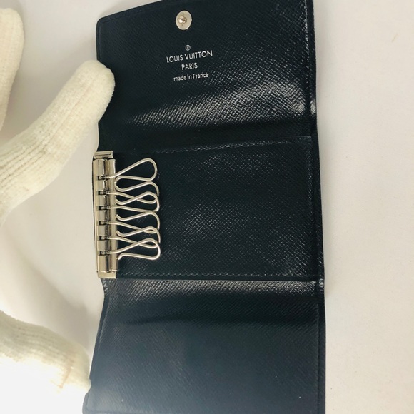 Louis Vuitton 6 Key Holder (SOLD) - Picture 5 of 7
